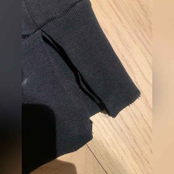 Givenchy world tour sweatshirt sweater size xl used black - Picture 8 of 8